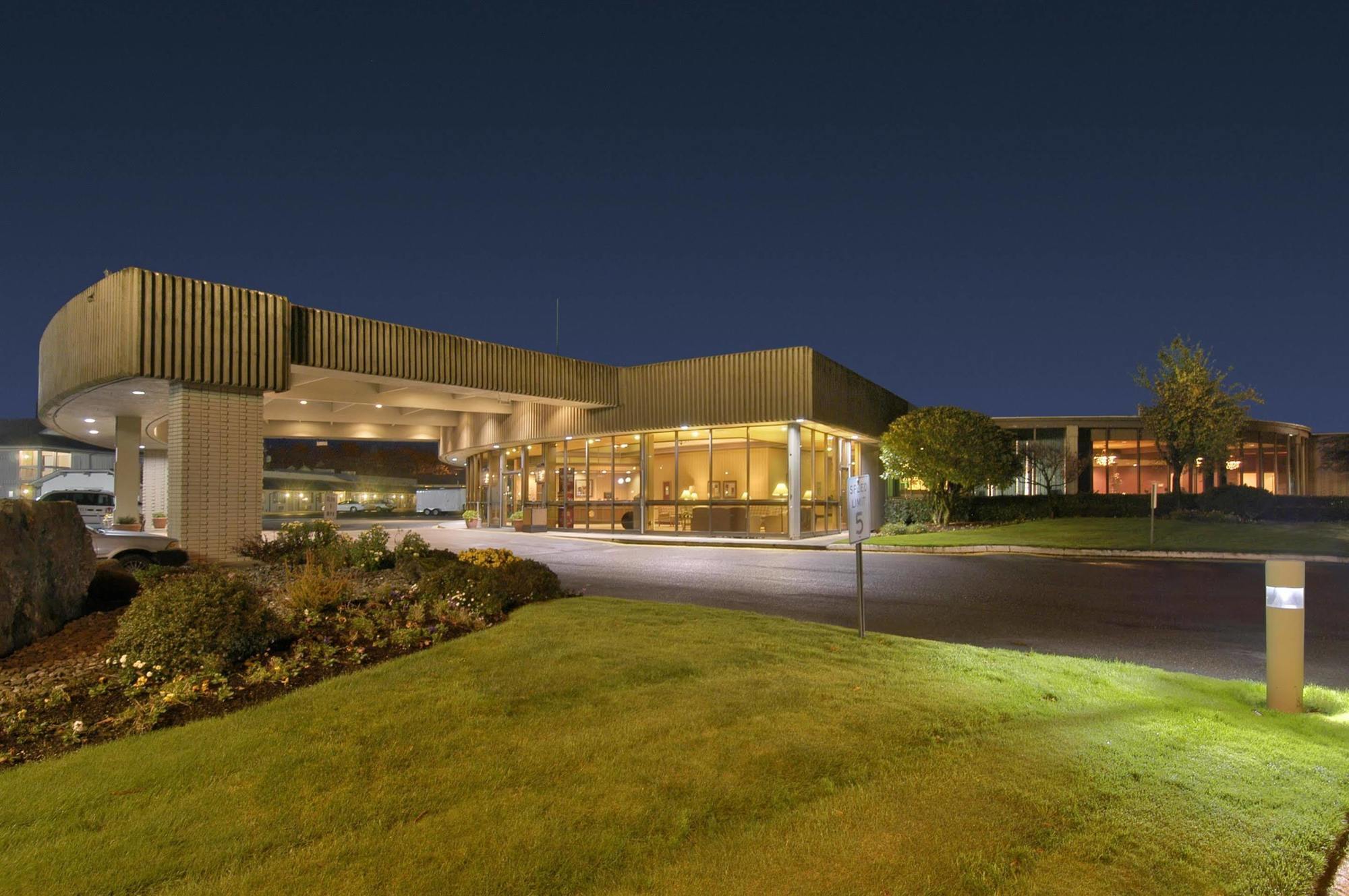Red Lion Hotel Coos Bay Exterior foto